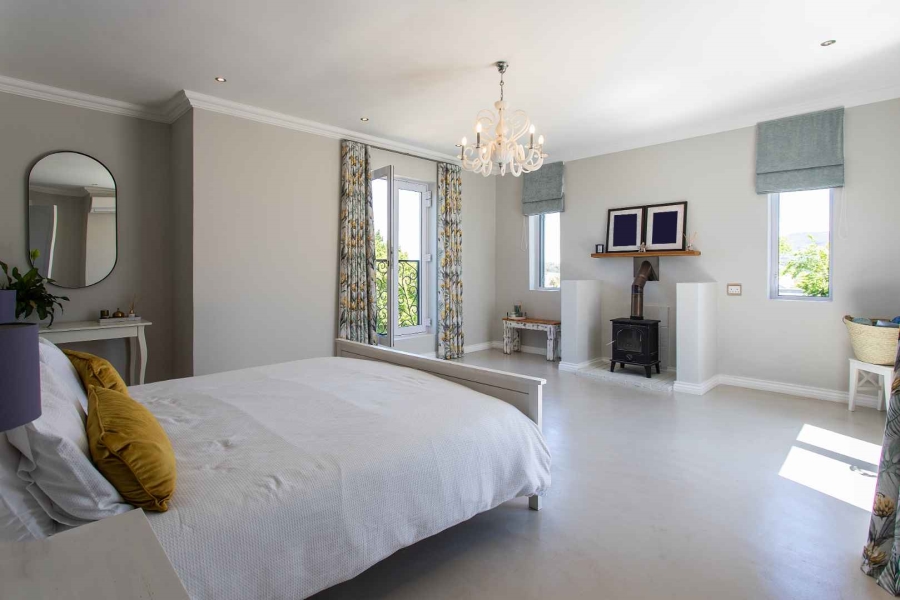 4 Bedroom Property for Sale in Val De Vie Estate Western Cape